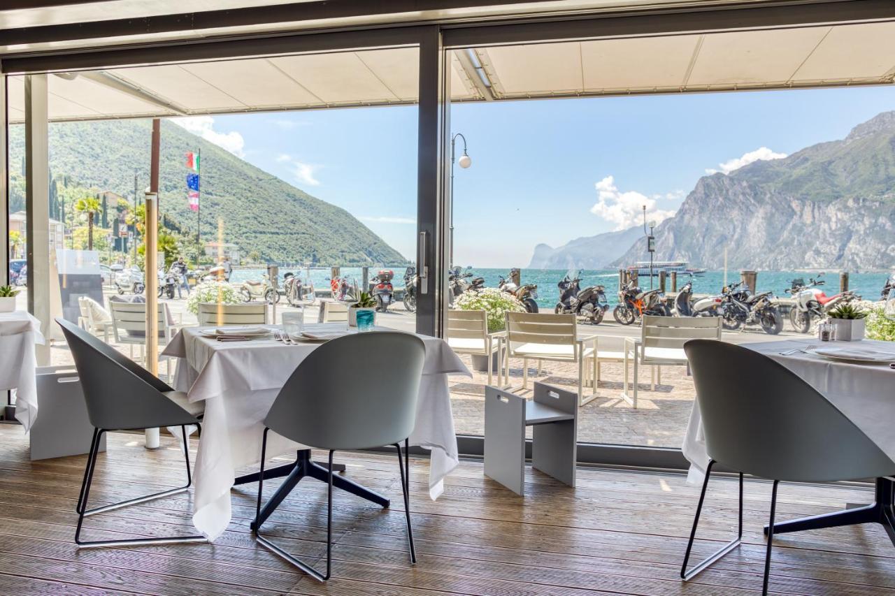 Hotel Lago Di Garda Nago Exterior foto